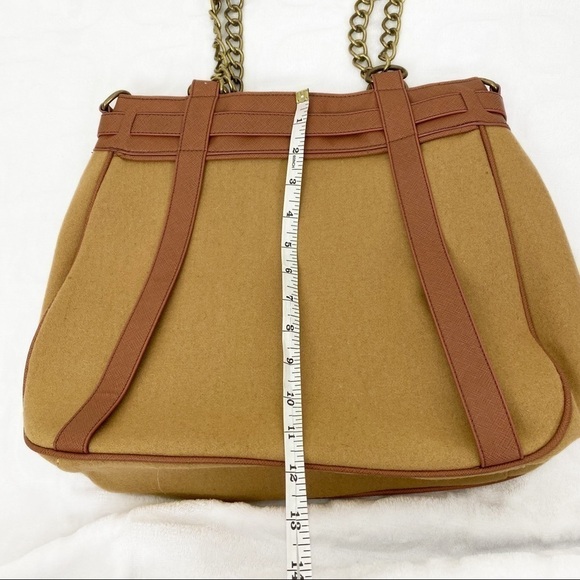 NEW URBAN OUTFITTERS SILENCE & NOISE Satchel Bag Shoulder Chain Tan Brown Felt - Picture 9 of 9
